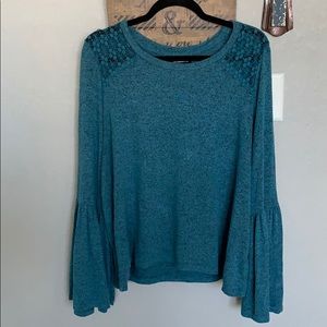 $5 w/Purchase! GORGEOUS deep teal blouse!